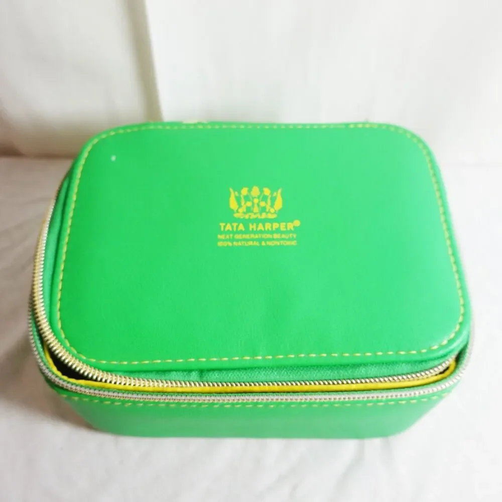 Tata Harper Green Vanity/Travel Case with zipper sq box 5 x6 yellow inside